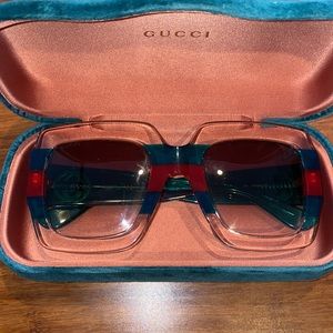 Gucci sunglasses